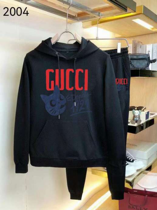 Picture of Gucci SweatSuits _SKUGucciM-5XLkdtn18528789
